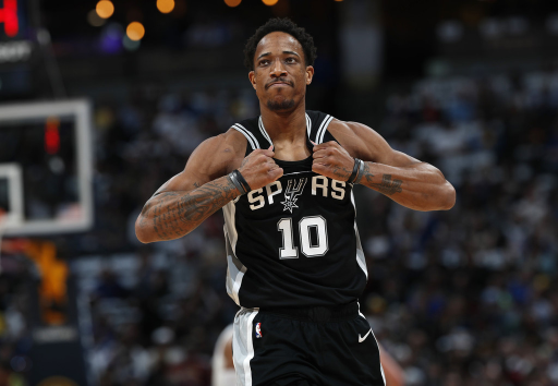  新生代后卫爱德华兹崛起</h2>